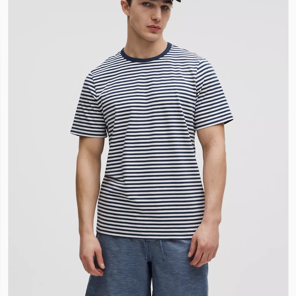 Lululemon Five Year Basic Tee Crew Neck Red White… - image 1